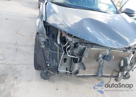 2016 Toyota Rav4 Xle из США, поврежденный, VIN JTMWFREV6GD083079